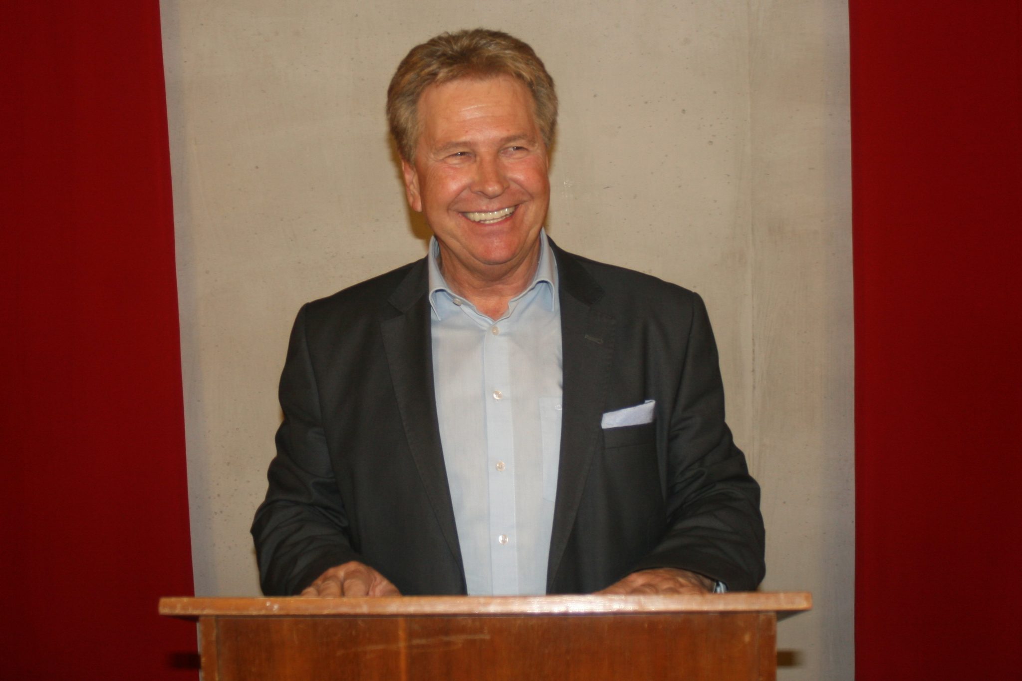 Read more about the article Ehrenpräsident Joschi Kreuzhagen wird 70!
