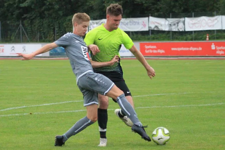 Mehr über den Artikel erfahren 1.FC Sonthofen – DJK Ost Memmingen 6:0 (1:0)