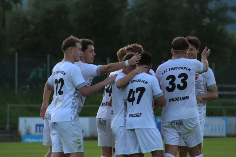 Mehr über den Artikel erfahren 1.FC Sonthofen – SSV Niedersonthofen (Samstag)